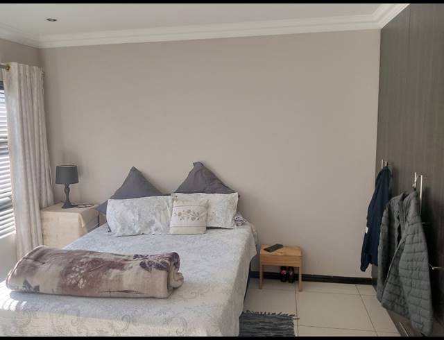 4 BEDROOM HOUSE FOR SALE IN SUNWARD PARK
